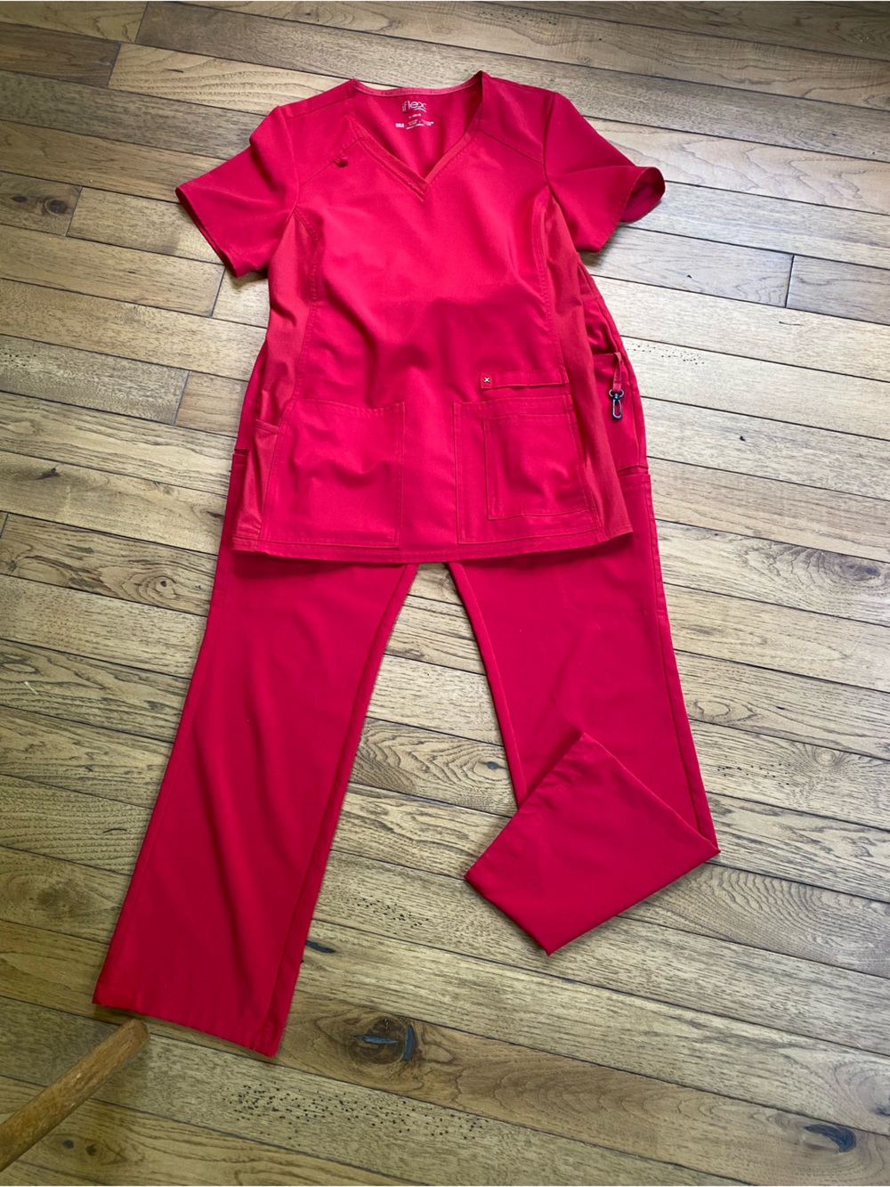 Cherokee iFlex Women’s Small Red Scrub Set